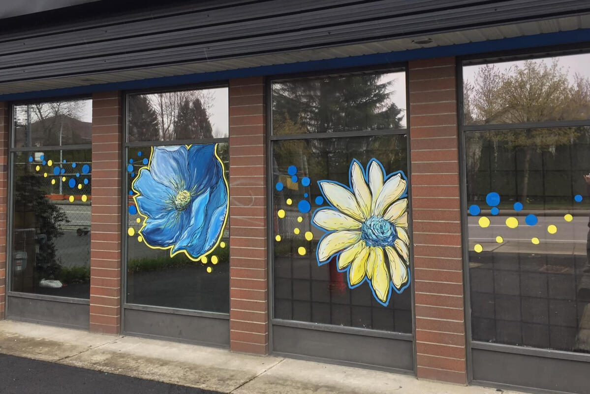 Surrey Window Painter @sparklebysylvia